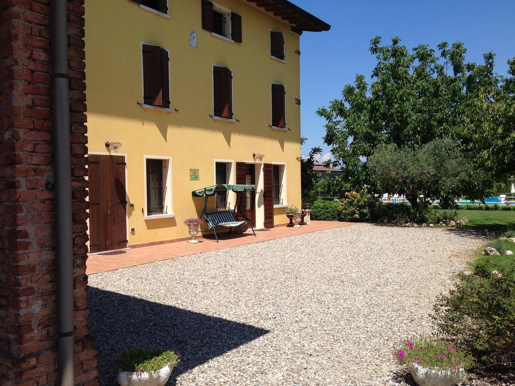 Agriturismo Trebis ヴォルタ・マントヴァーナ エクステリア 写真