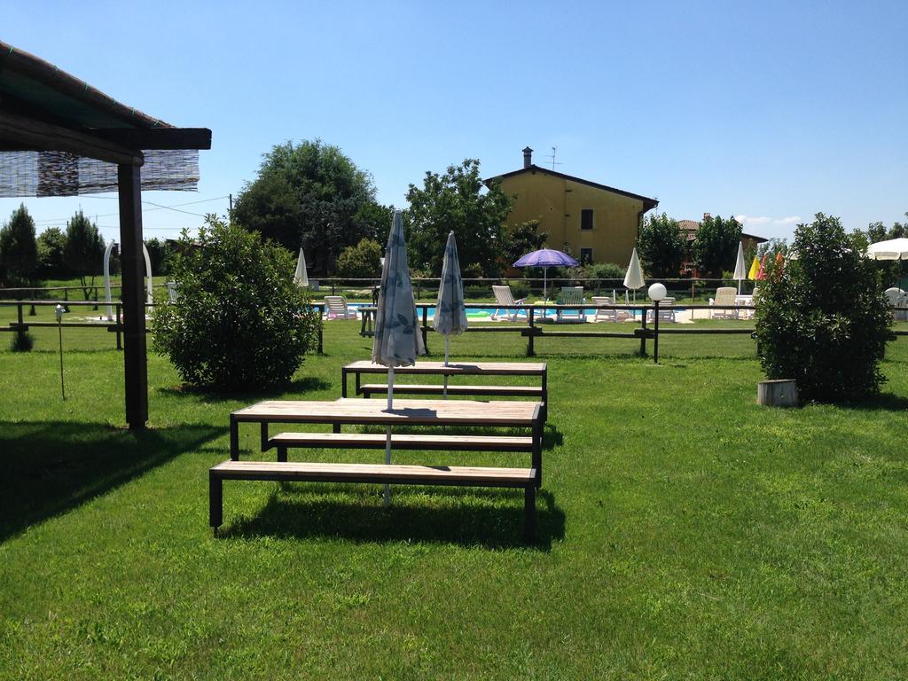 Agriturismo Trebis ヴォルタ・マントヴァーナ エクステリア 写真