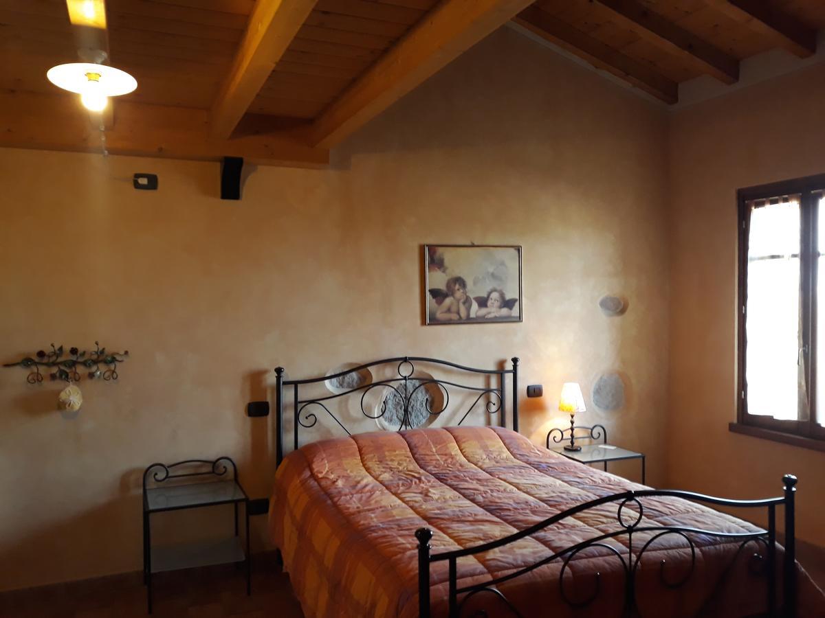 Agriturismo Trebis ヴォルタ・マントヴァーナ エクステリア 写真