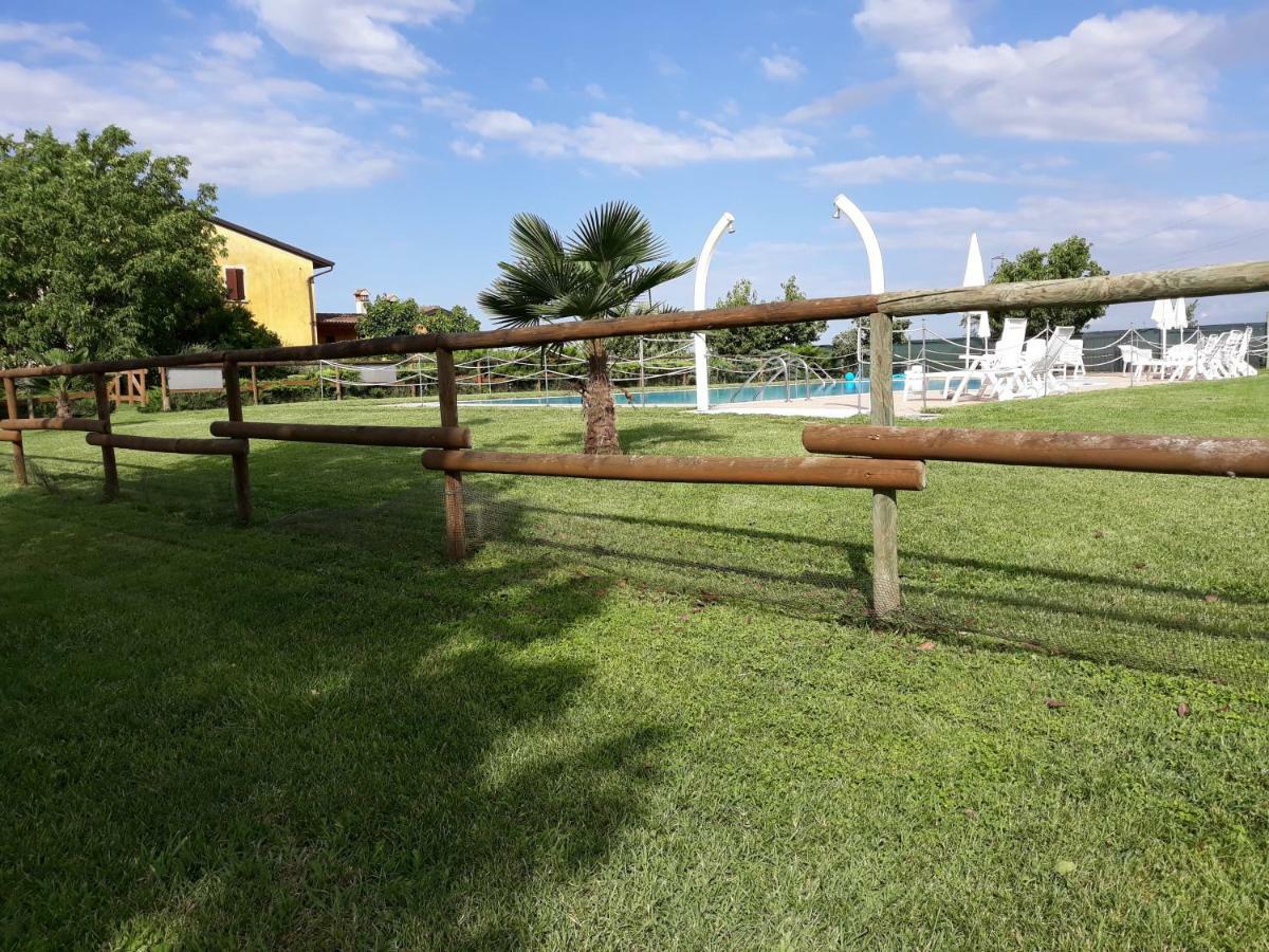 Agriturismo Trebis ヴォルタ・マントヴァーナ エクステリア 写真