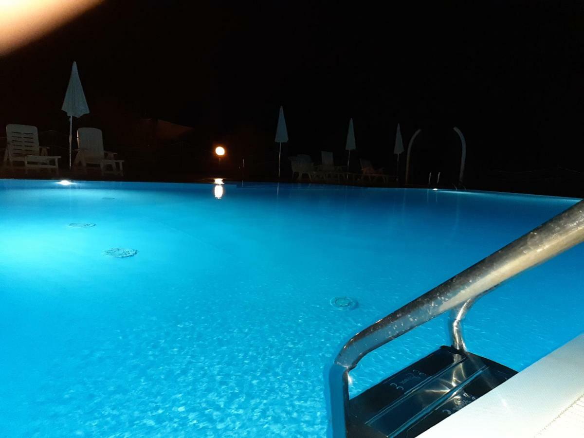 Agriturismo Trebis ヴォルタ・マントヴァーナ エクステリア 写真